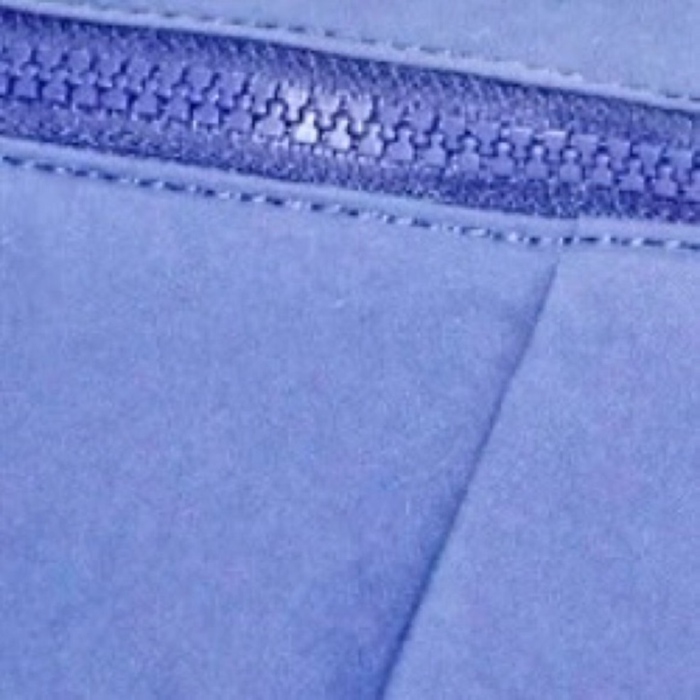 Athleta Everywhere Belt Bag Blue Crossbody Fanny Pack Adjustable Nylon - Picture 5 of 11